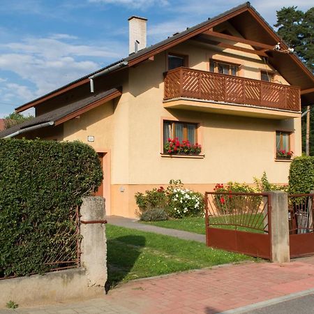 Apartmán pri Belej Apartman Liptovský Hrádok Kültér fotó